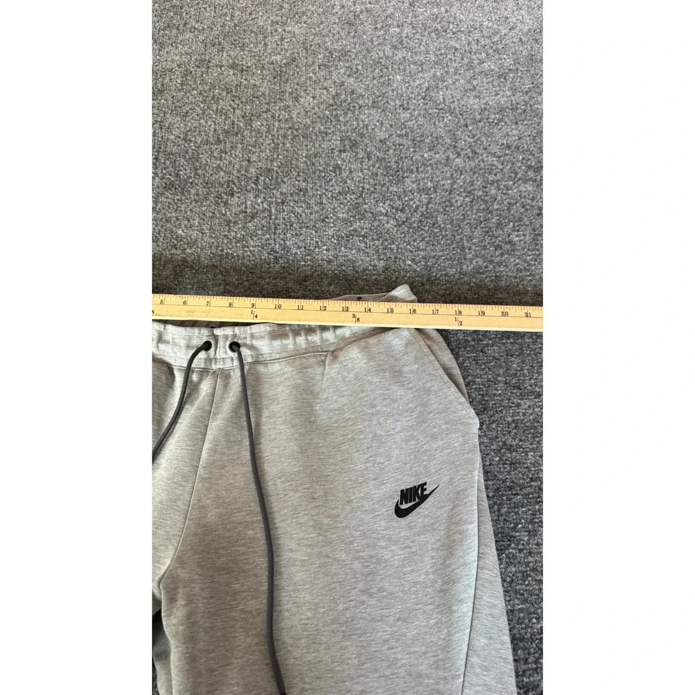 Nike Tech Fleece Joggers Mens XL Heather Grey Tapered Sweatpants CU4495-063